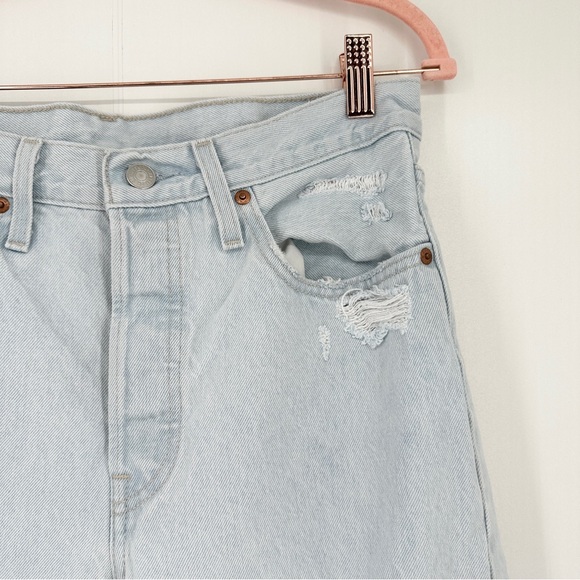 Levis Jeans Womens 29 Light Blue Skinny Button Fly Premium Distressed Skinny 501 - Picture 3 of 16
